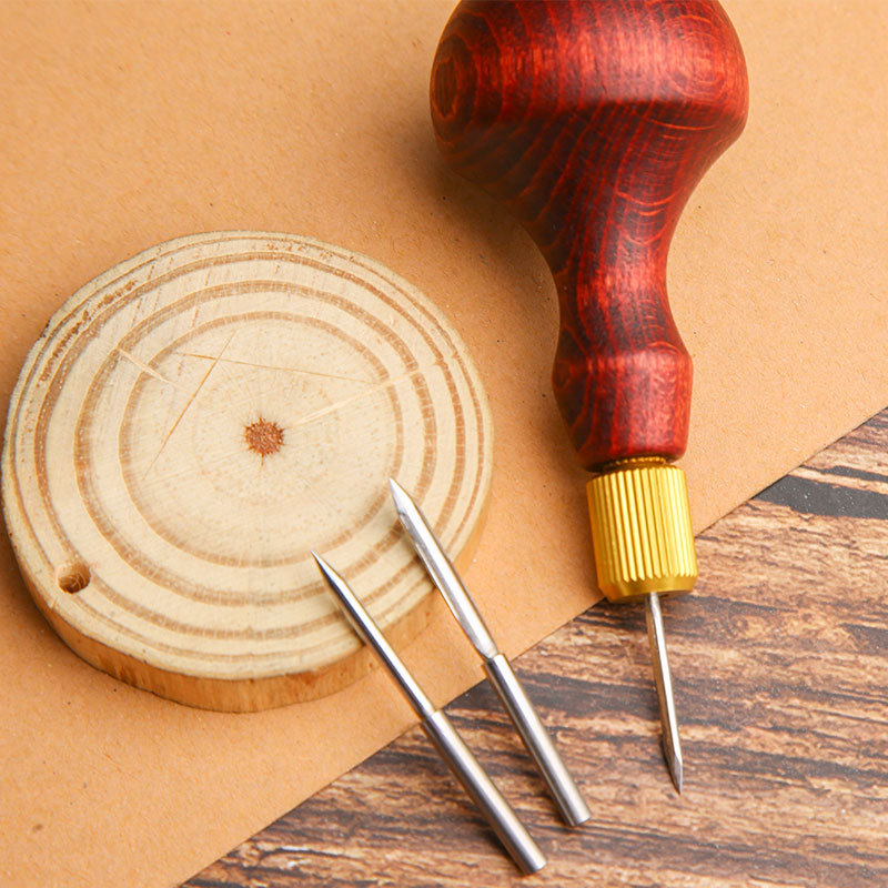 Jolie çon en cuir avec manche  - Woodworking Shoes avis et prix