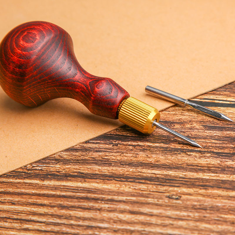 Jolie çon en cuir avec manche  - Woodworking Shoes avis et prix